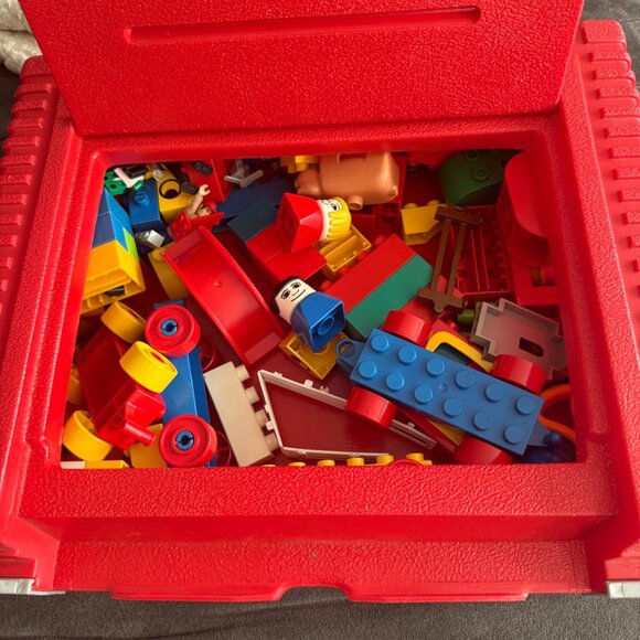 Vintage Lego Red Plastic Storage Box With Mixed Duplo Blocks & Figures - Picture 4 of 4